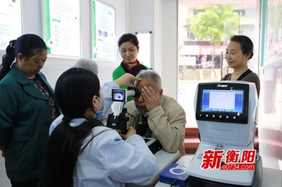衡陽首家社區(qū)“愛眼E站”開放 提供便捷診療服務(wù)